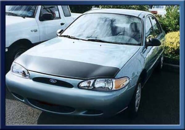 Ford Escort with a magnet car bra