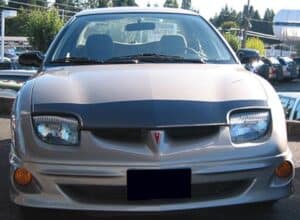 2002 Pontiac Sunfire with a magnetic car bra