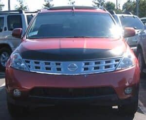 2006 Nissan Murano with a Magnetic car bra