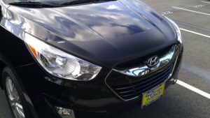 2012 Hyundai Tucson with a magnetic car bra