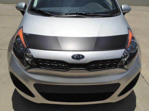 2012 Kia Rio with a magnetic car bra