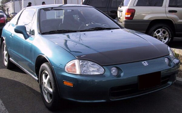 Honda Del Sol with a magnetic car bra.