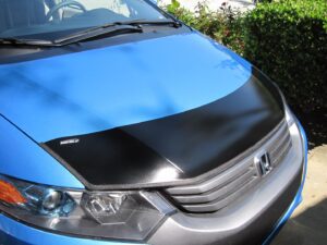 Honda Insight with a magnetic car bra