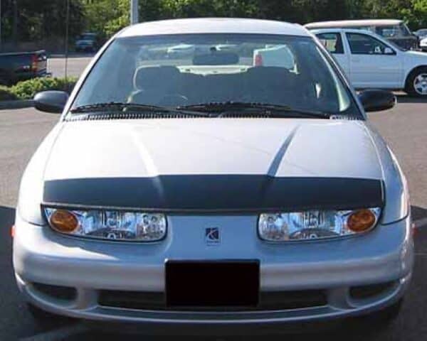 Saturn SL with a magnetic car bra